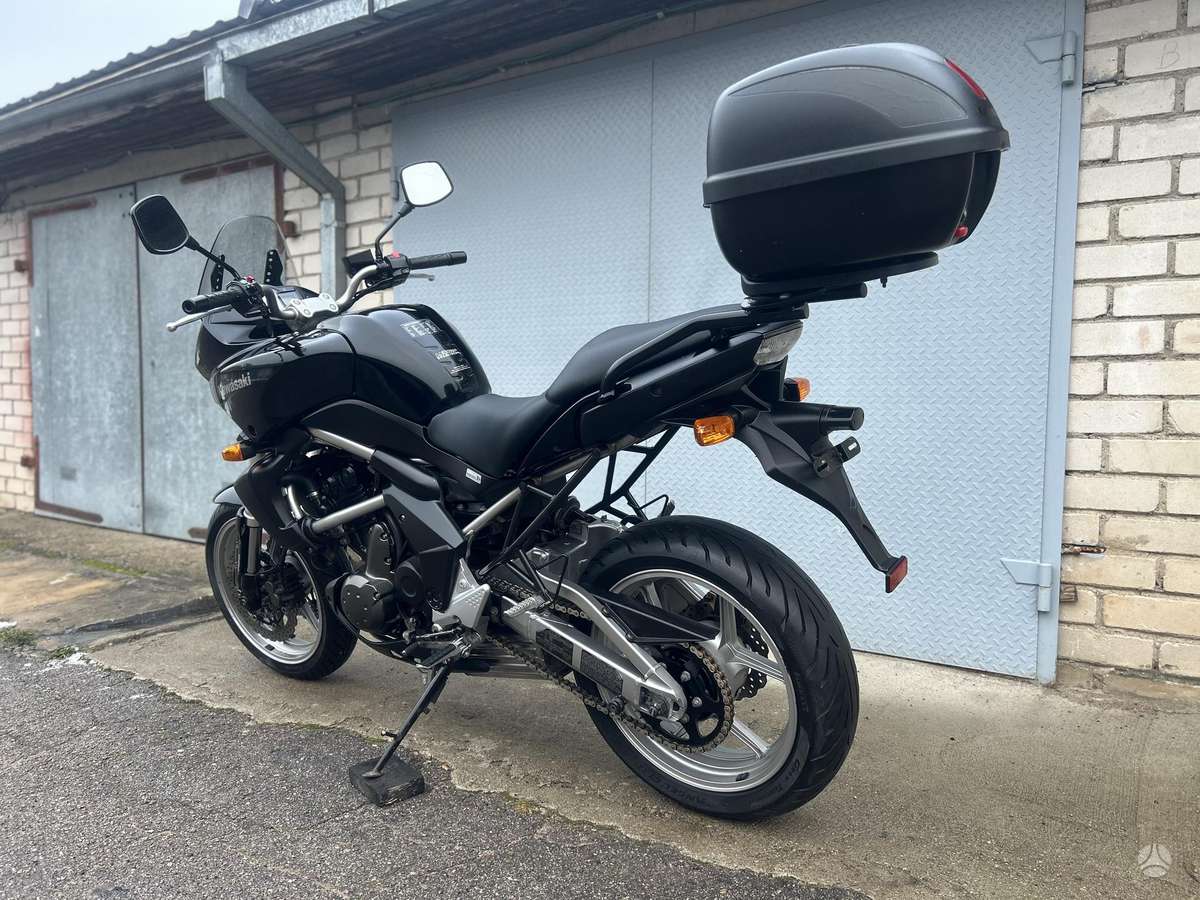 Kawasaki Versys 650cc, street / classic