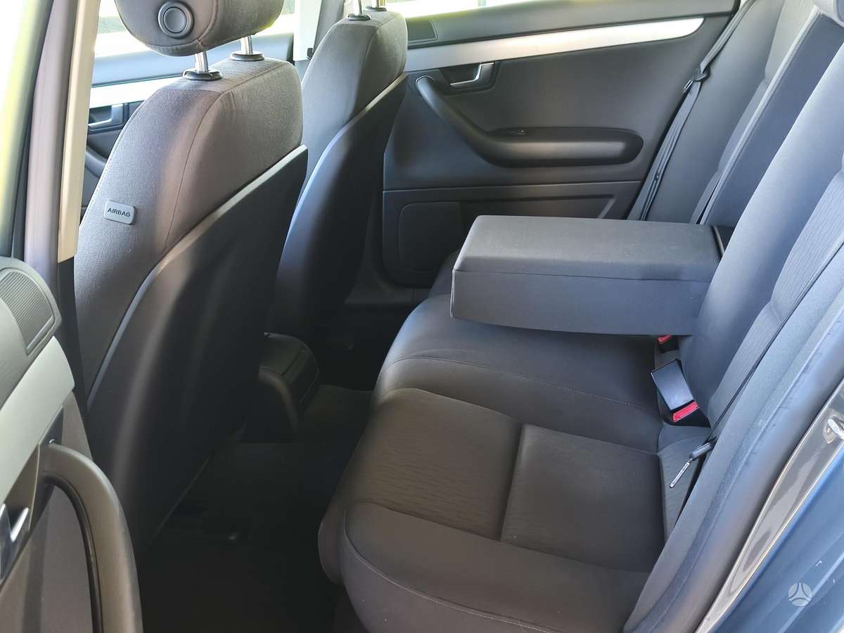 Audi A4, 2.7 l., Седан