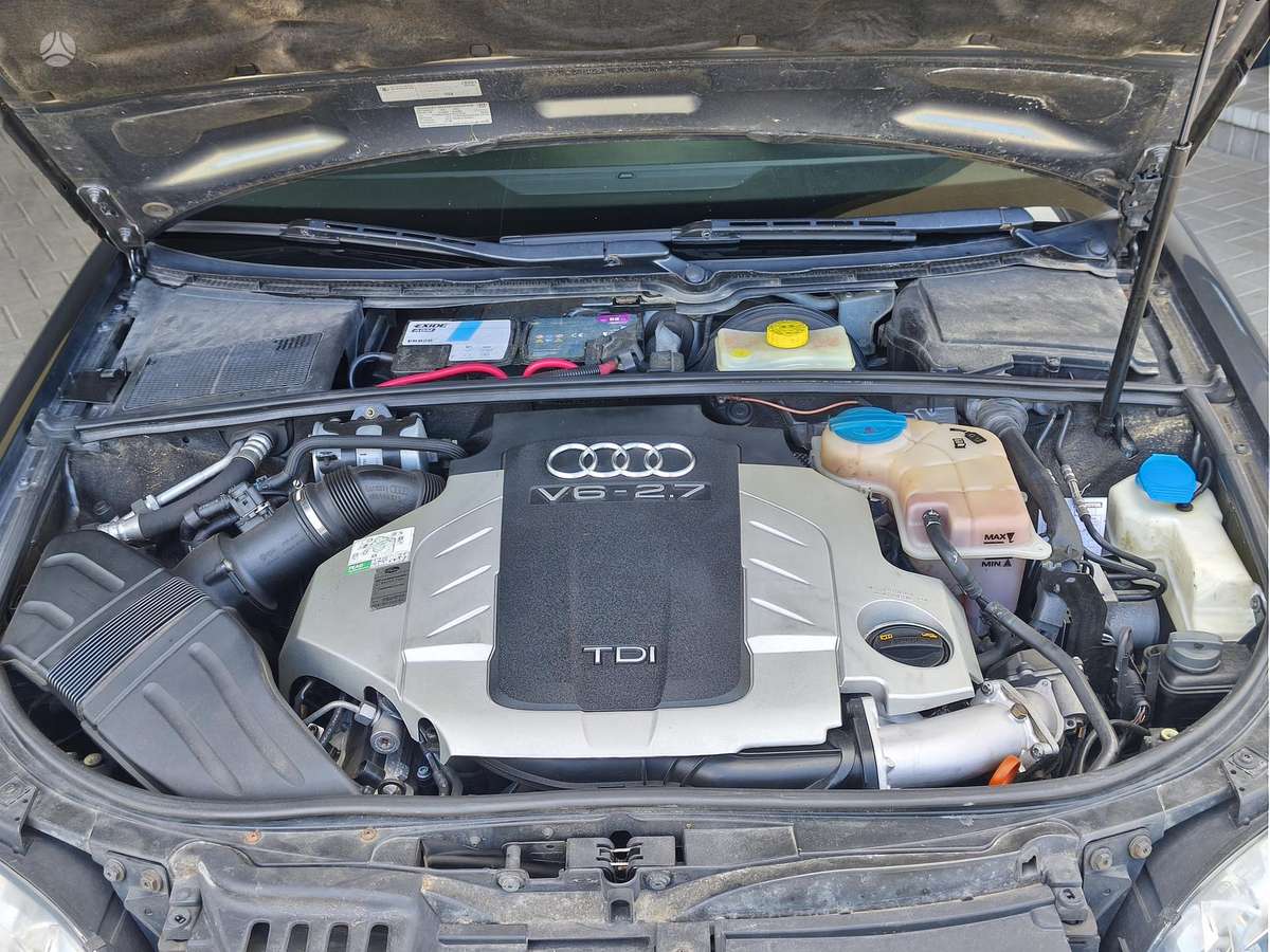 Audi A4, 2.7 l., Седан