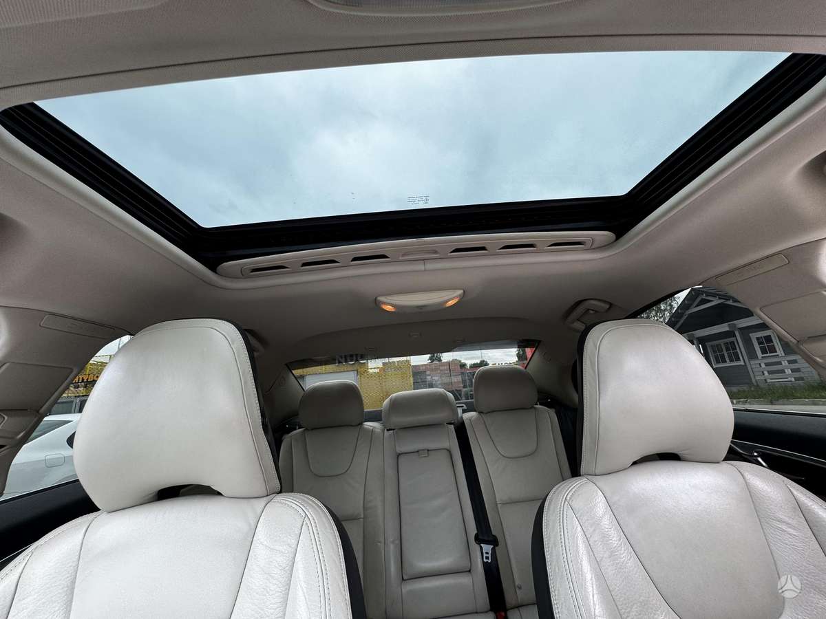 Volvo S60, 2.0 l., Седан
