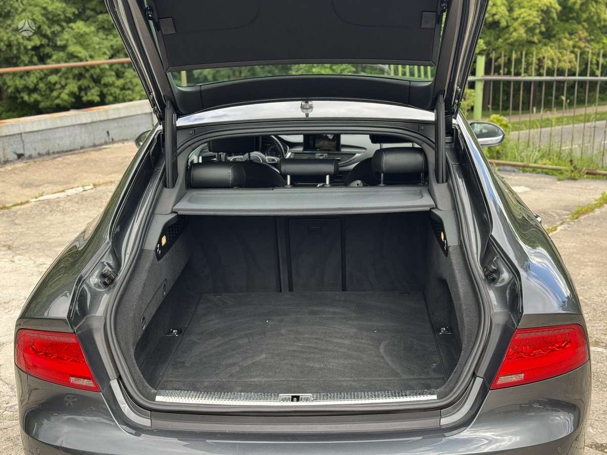 Audi A7, 3.0 l., hatchback