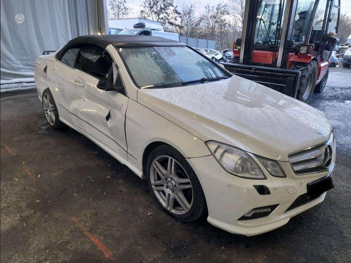 Mercedes-Benz E350, 642.836, по частям