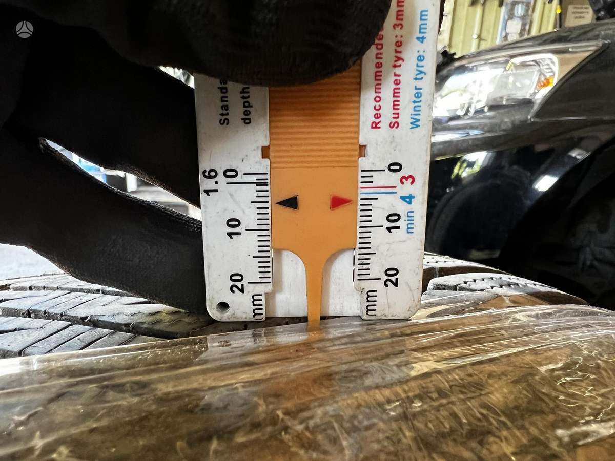 Laufenn, žieminės 245/45 R17