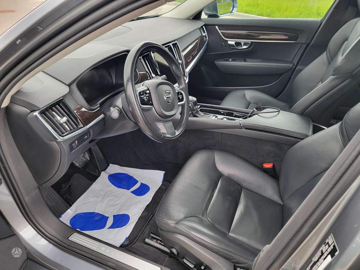 Volvo S90, 2.0 l., Седан