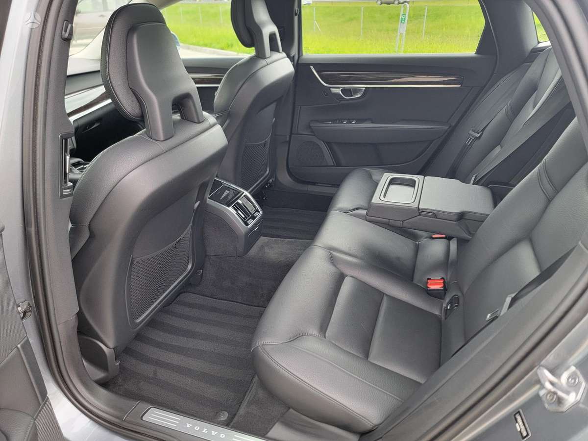Volvo S90, 2.0 l., Седан