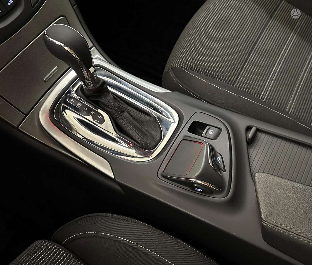 Opel Insignia, 2.0 l., Универсал