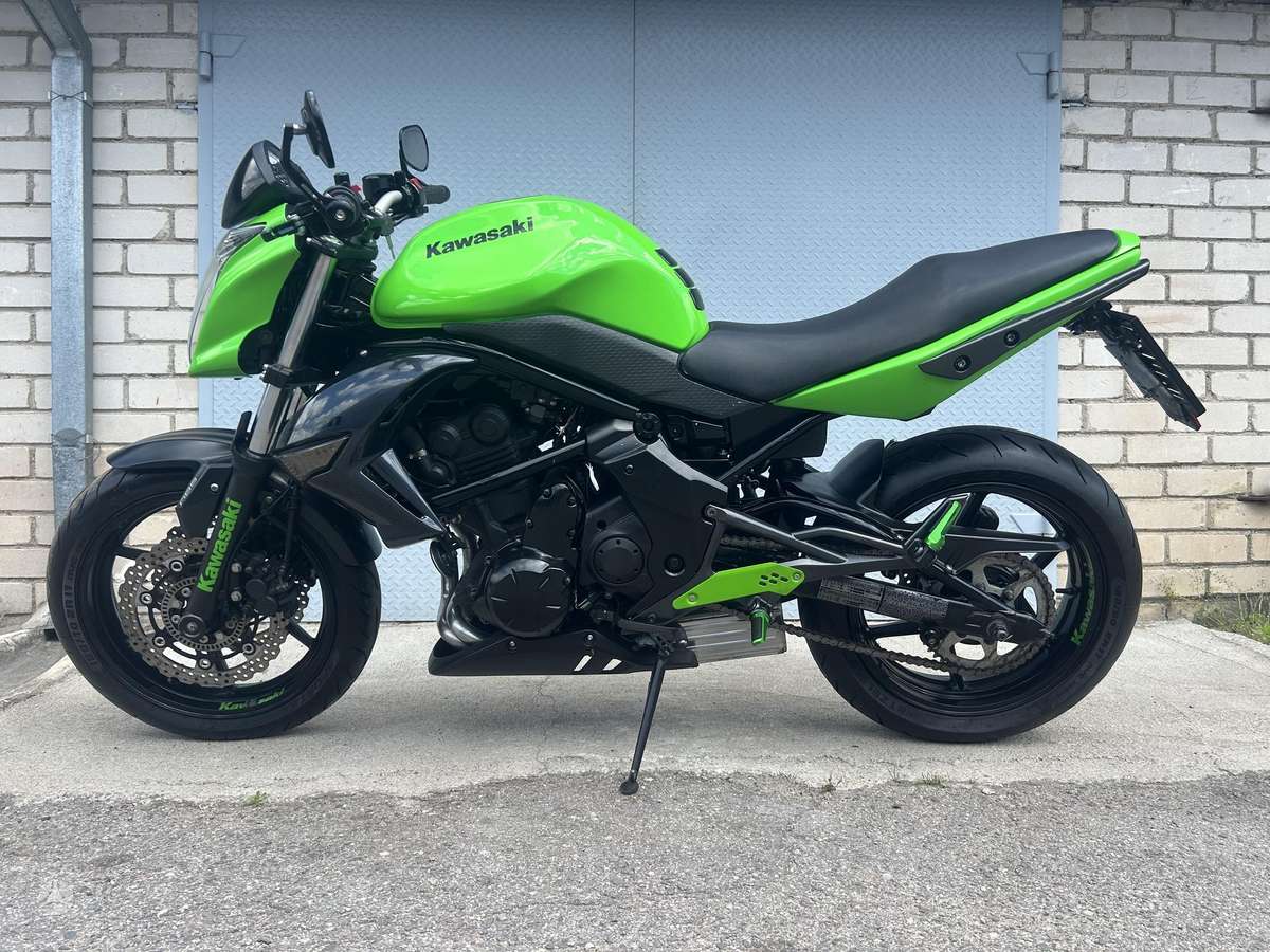 Kawasaki ER 650cc, street / classic