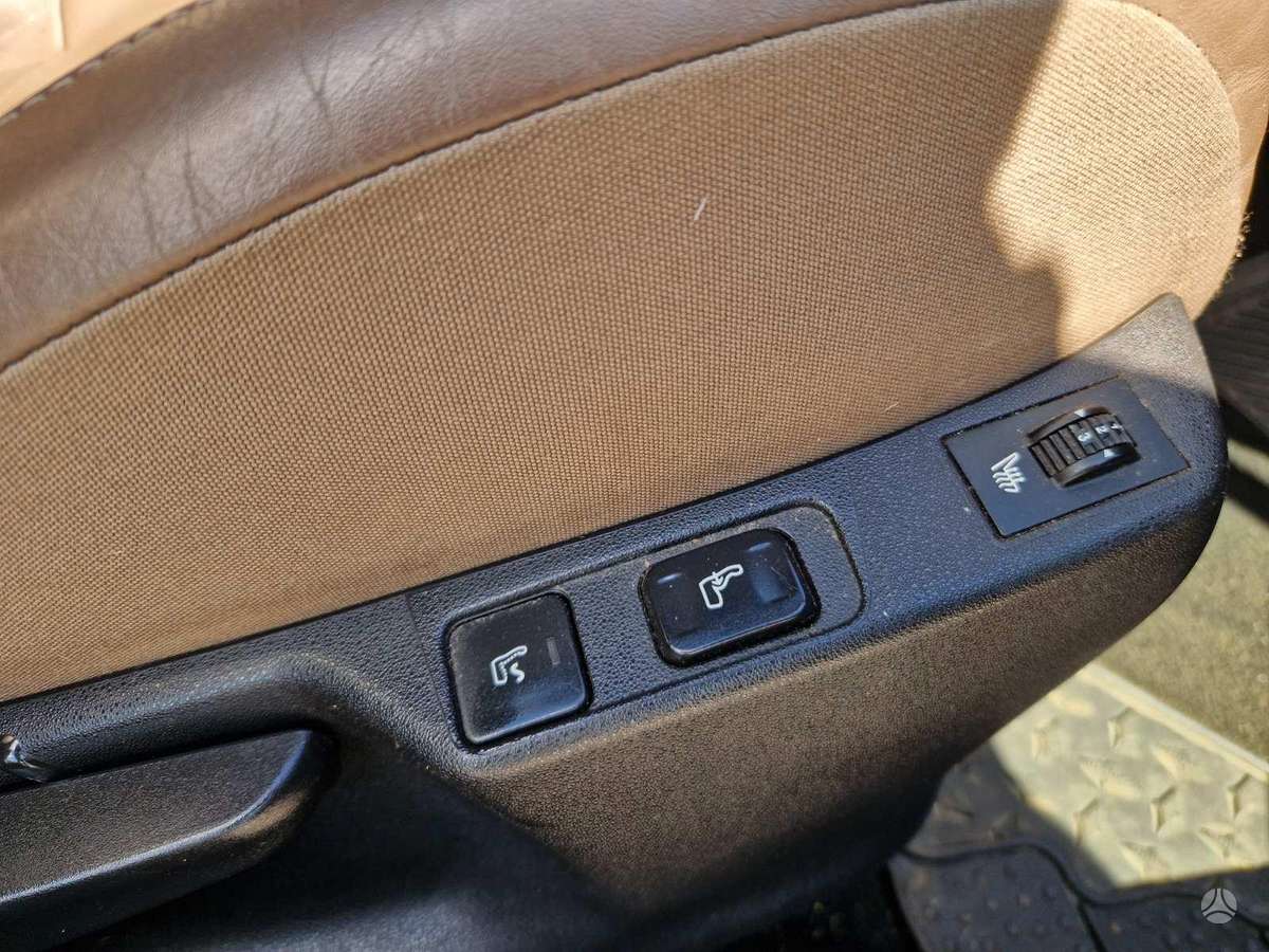 Citroen DS4, 1.2 l., hatchback
