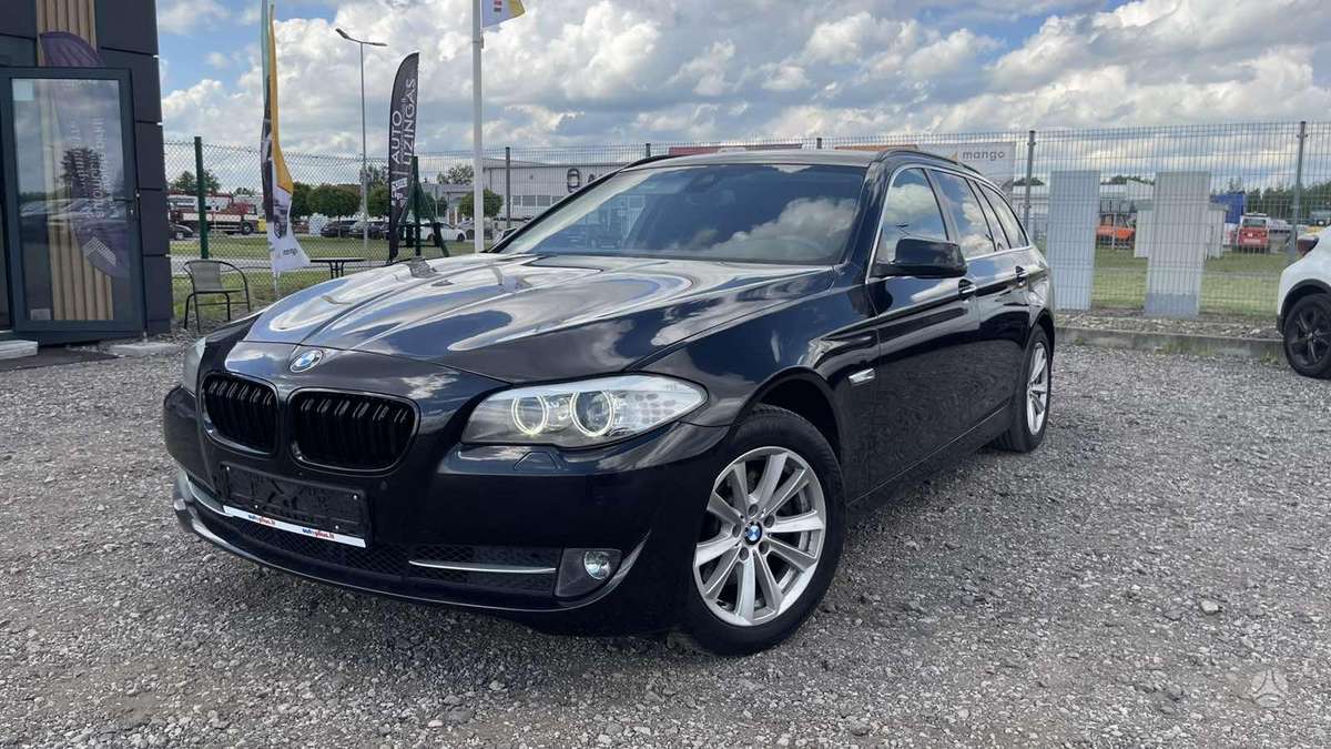 BMW 520, 2.0 l., universalas