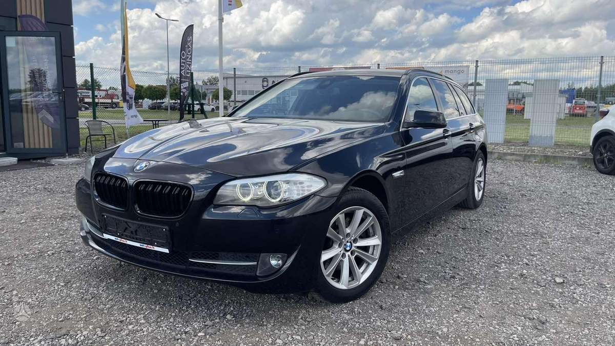 BMW 520, 2.0 l., wagon