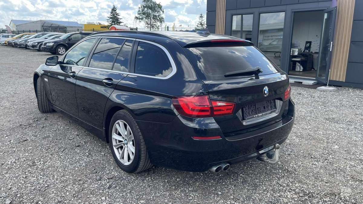BMW 520, 2.0 l., universalas