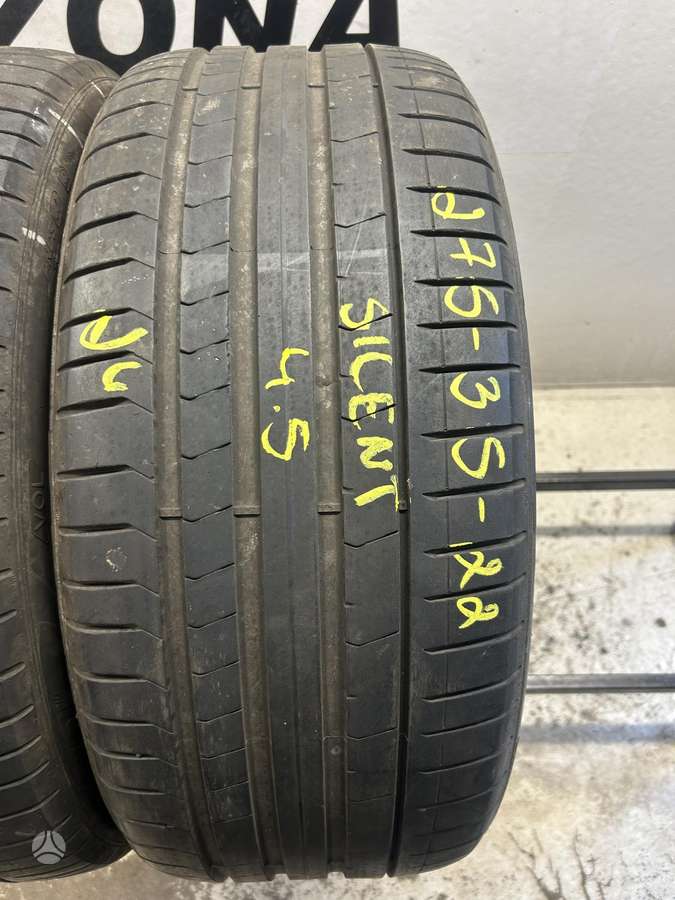 Pirelli P Zero PZ4 VOL, summer 275/35 R22
