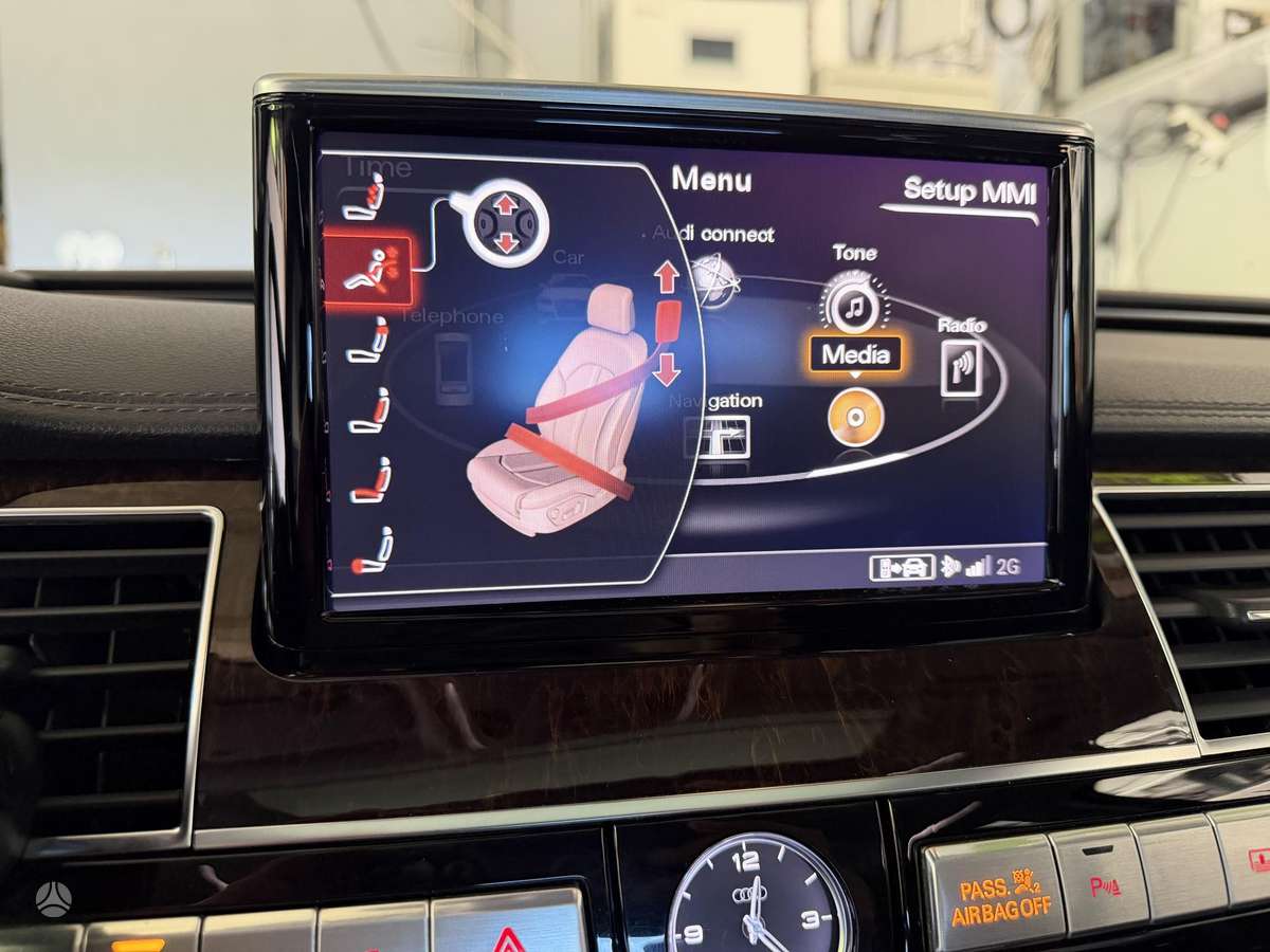 Audi A8 L, 4.0 l., Седан