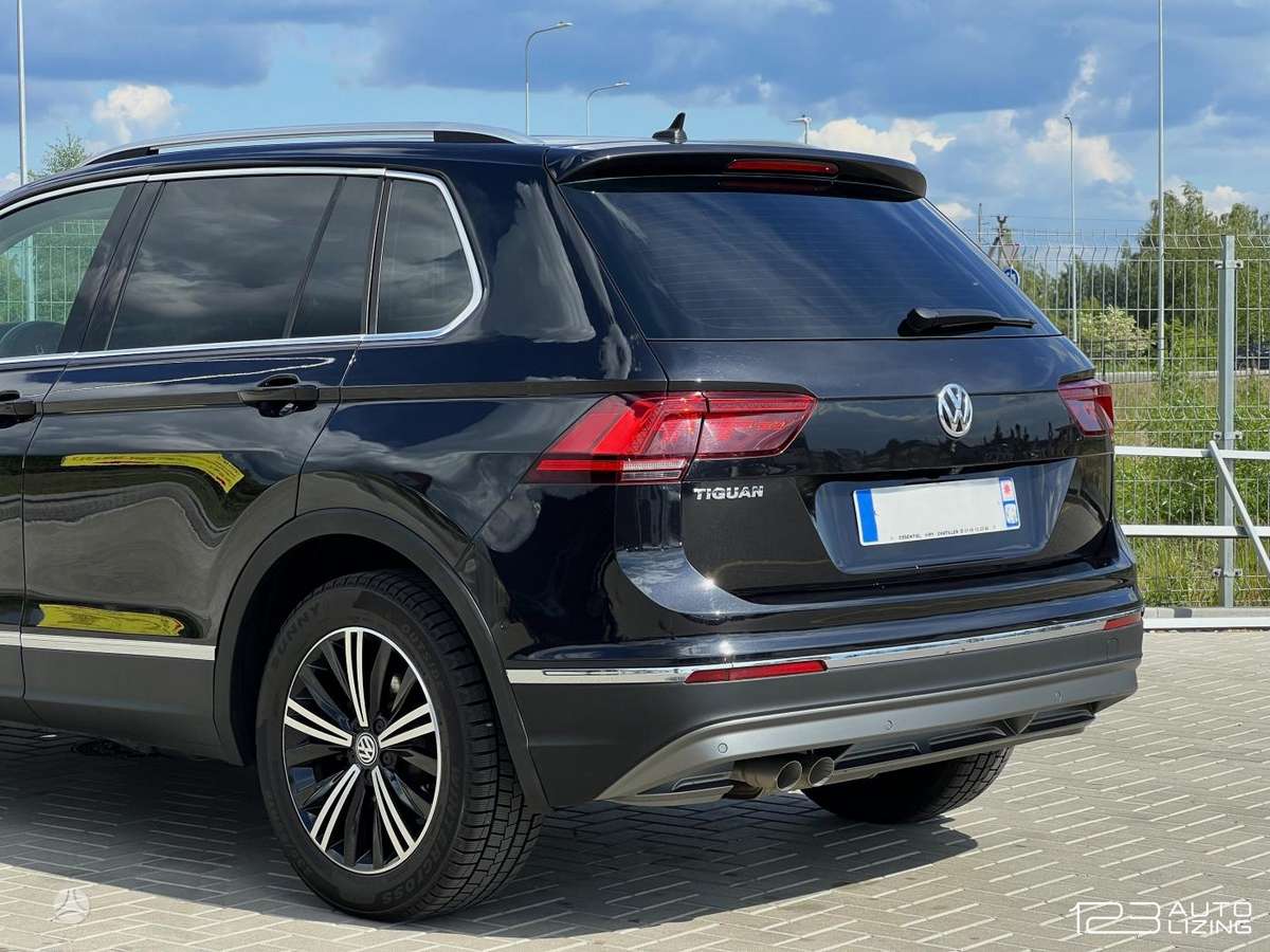 Volkswagen Tiguan - 9