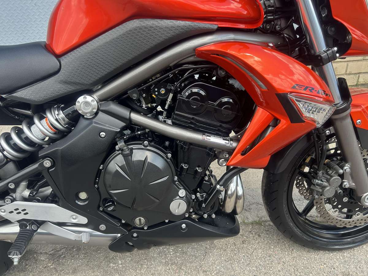 Kawasaki ER, street / klasikiniai