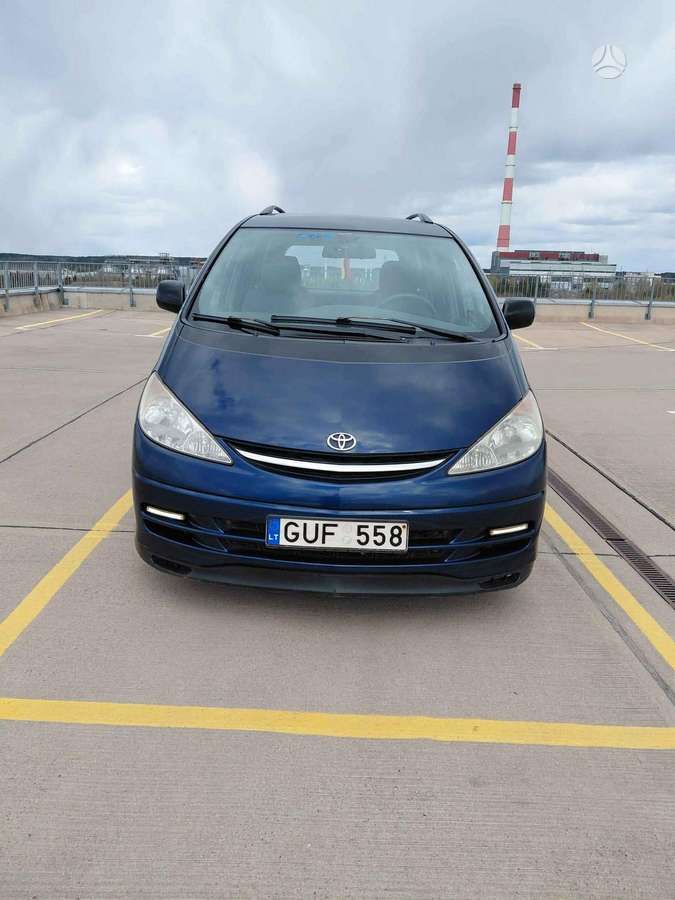 Toyota Previa, Универсал