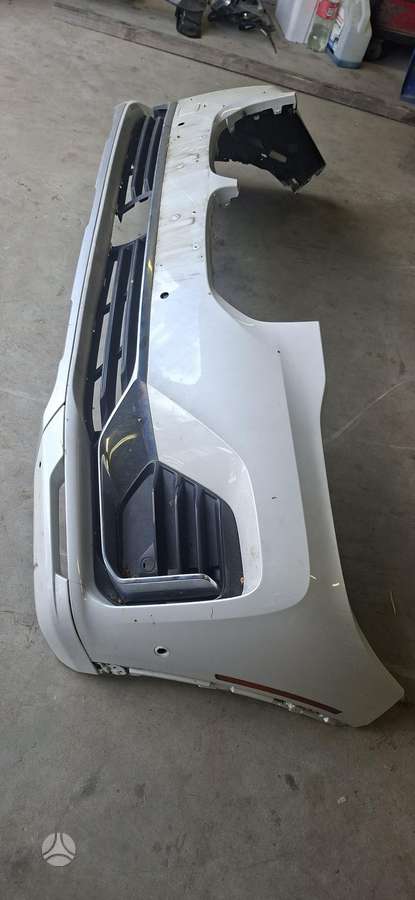 BMW X7 bumpers