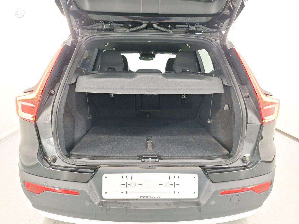 Volvo XC40, 1.5 l., off-road / crossover