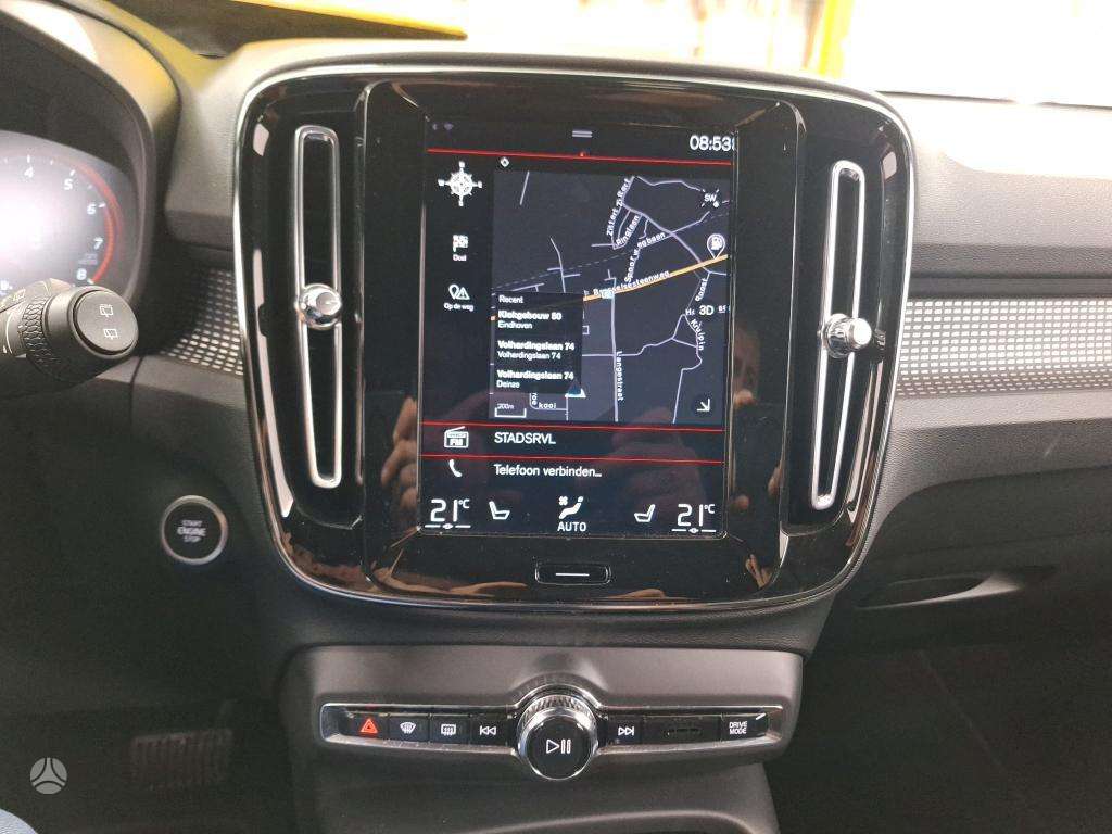 Volvo XC40, 1.5 l., off-road / crossover