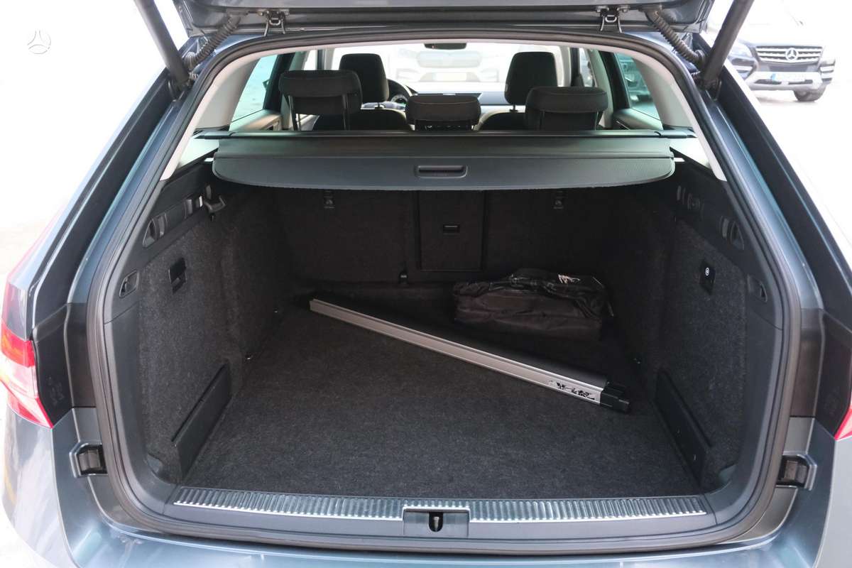 Skoda Superb, 1.5 l., universalas