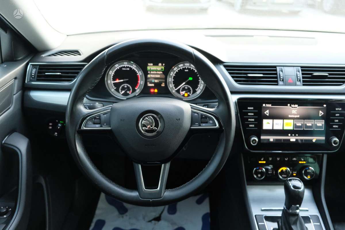Skoda Superb, 1.5 l., universalas