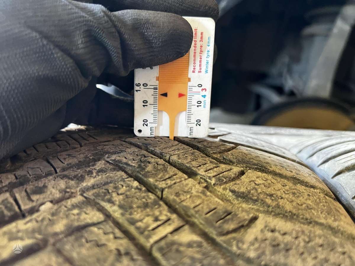 Laufenn, зимние 225/45 R17