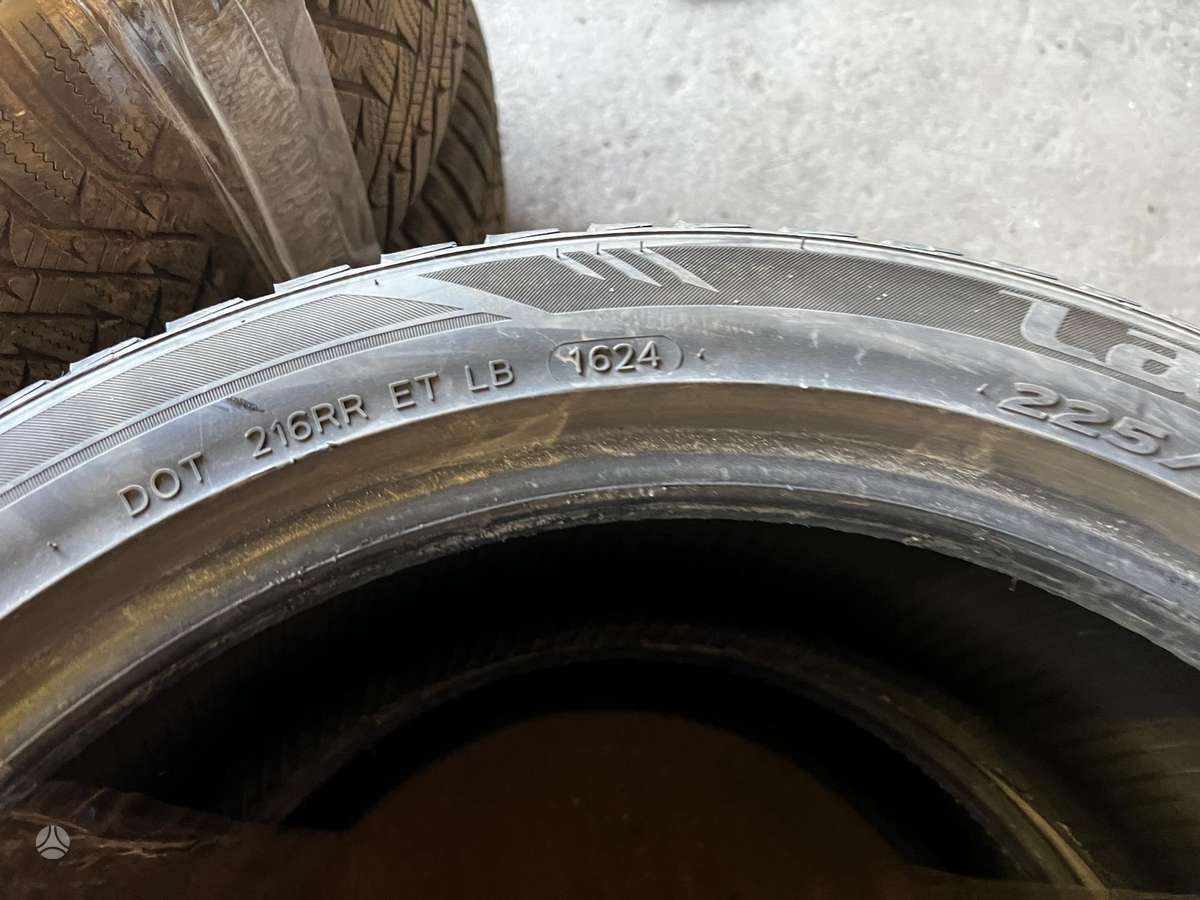 Laufenn, зимние 225/45 R17