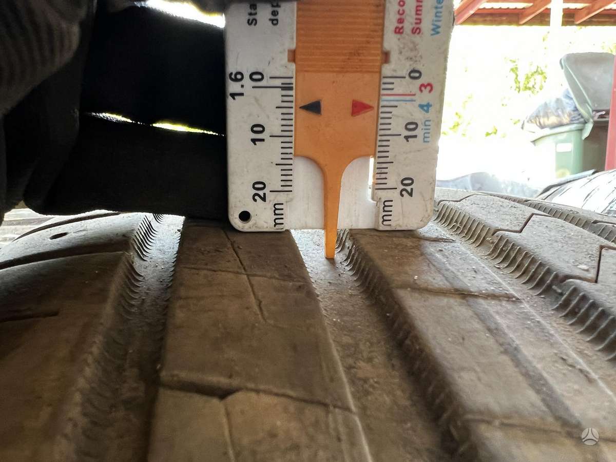 Hankook, летние 215/55 R17