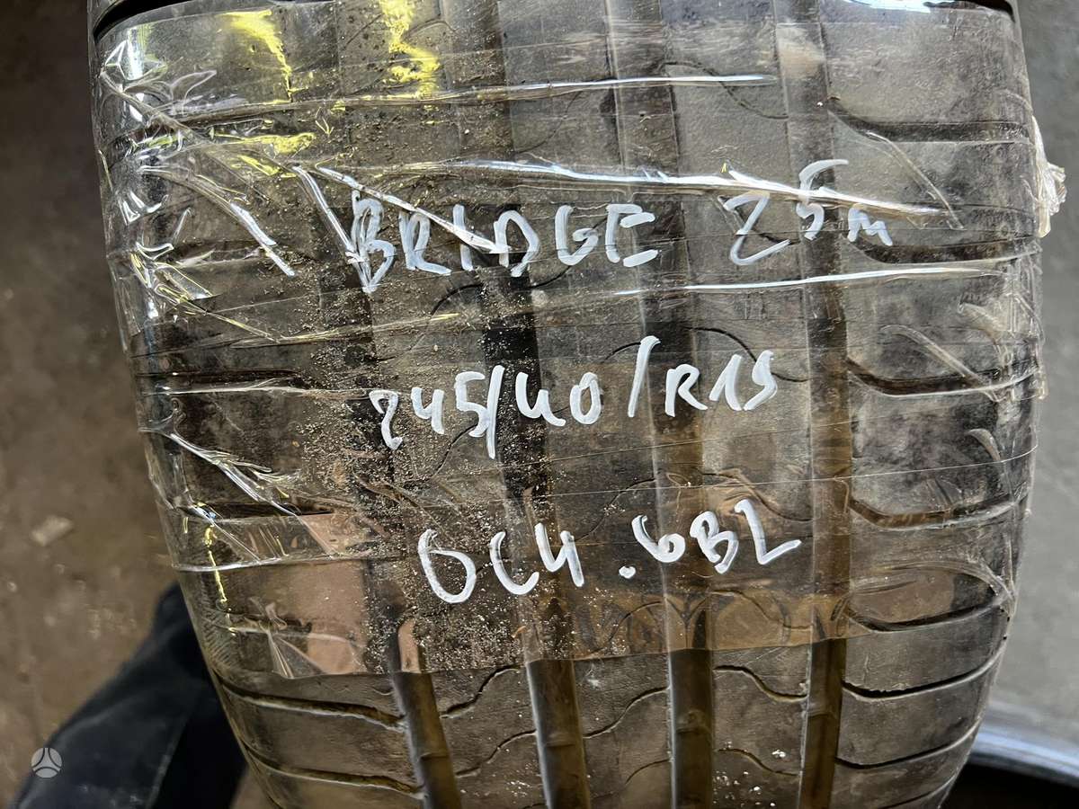 Bridgestone, summer 245/40 R19