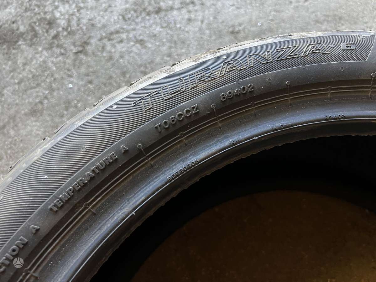 Bridgestone, summer 245/40 R19