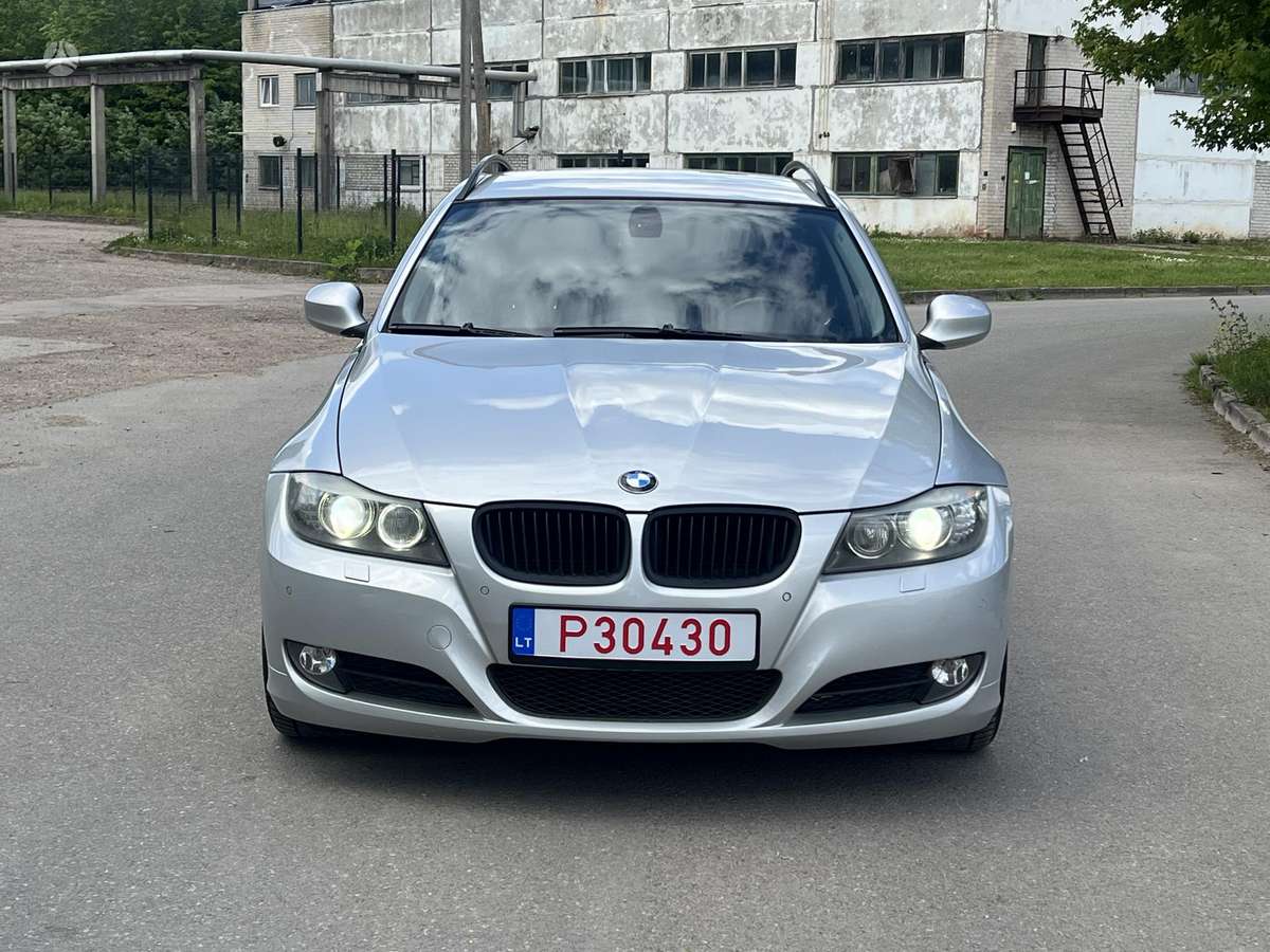 BMW 320, 2.0 l., universalas