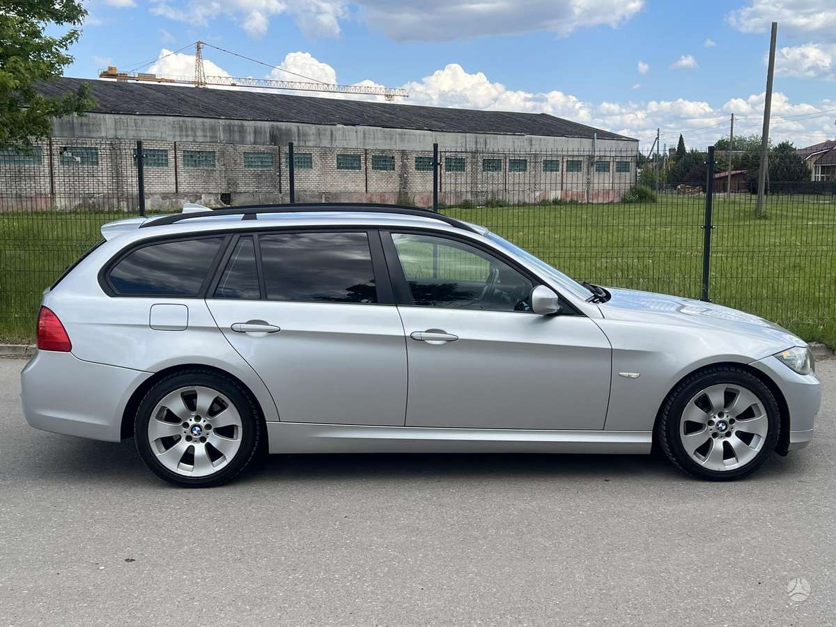 BMW 320, 2.0 l., universalas