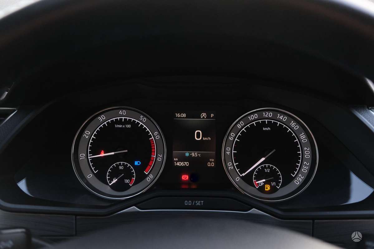 Skoda Superb, 1.5 l., universalas