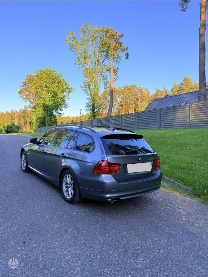 BMW 320, 2.0 l., wagon