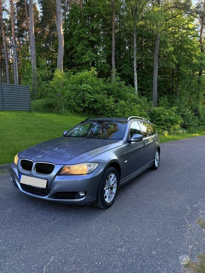 BMW 320, 2.0 l., universalas