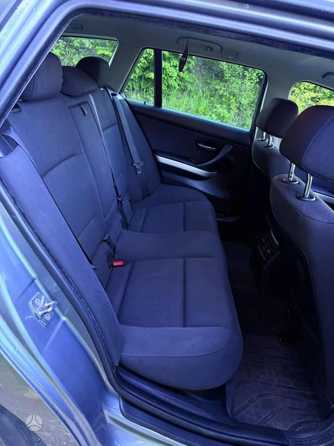 BMW 320, 2.0 l., wagon