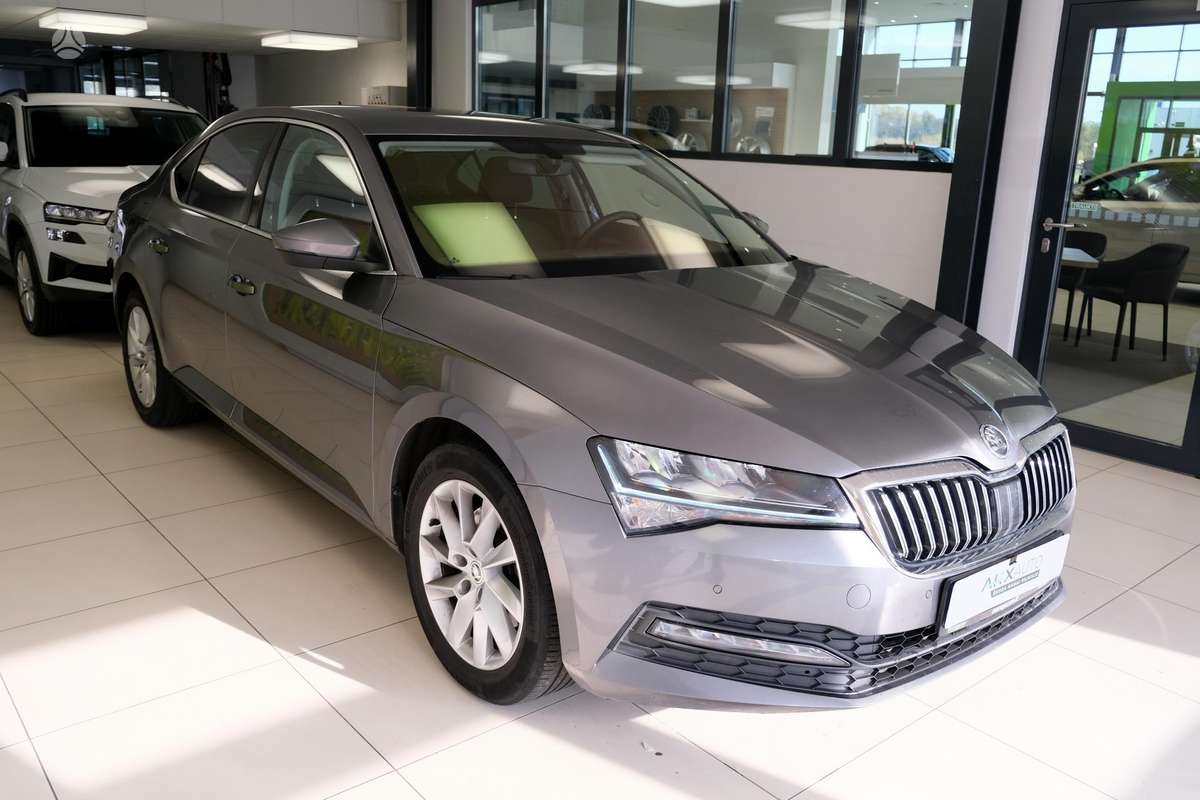 Skoda Superb, 1.5 l., hatchback
