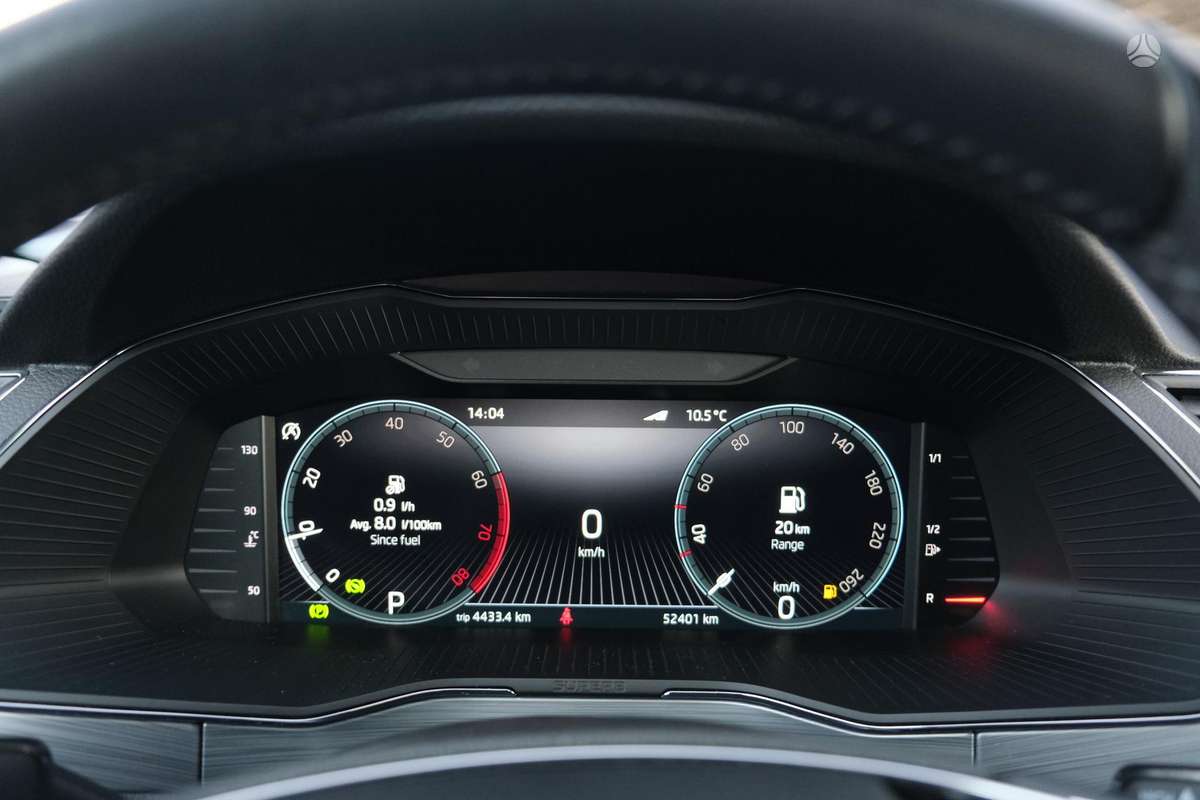 Skoda Superb, 1.5 l., hatchback