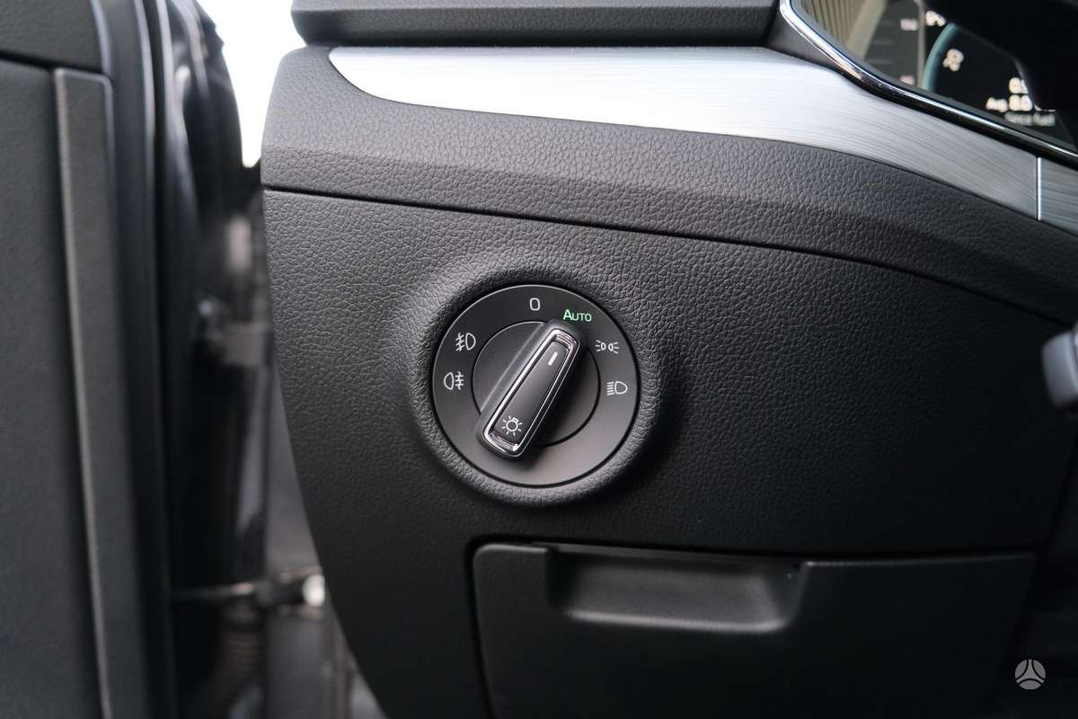 Skoda Superb, 1.5 l., hatchback