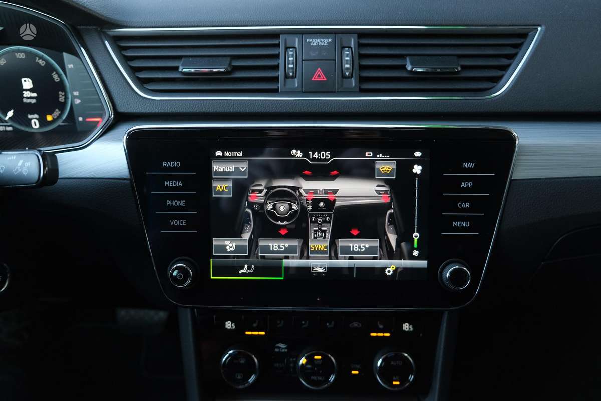 Skoda Superb, 1.5 l., hatchback
