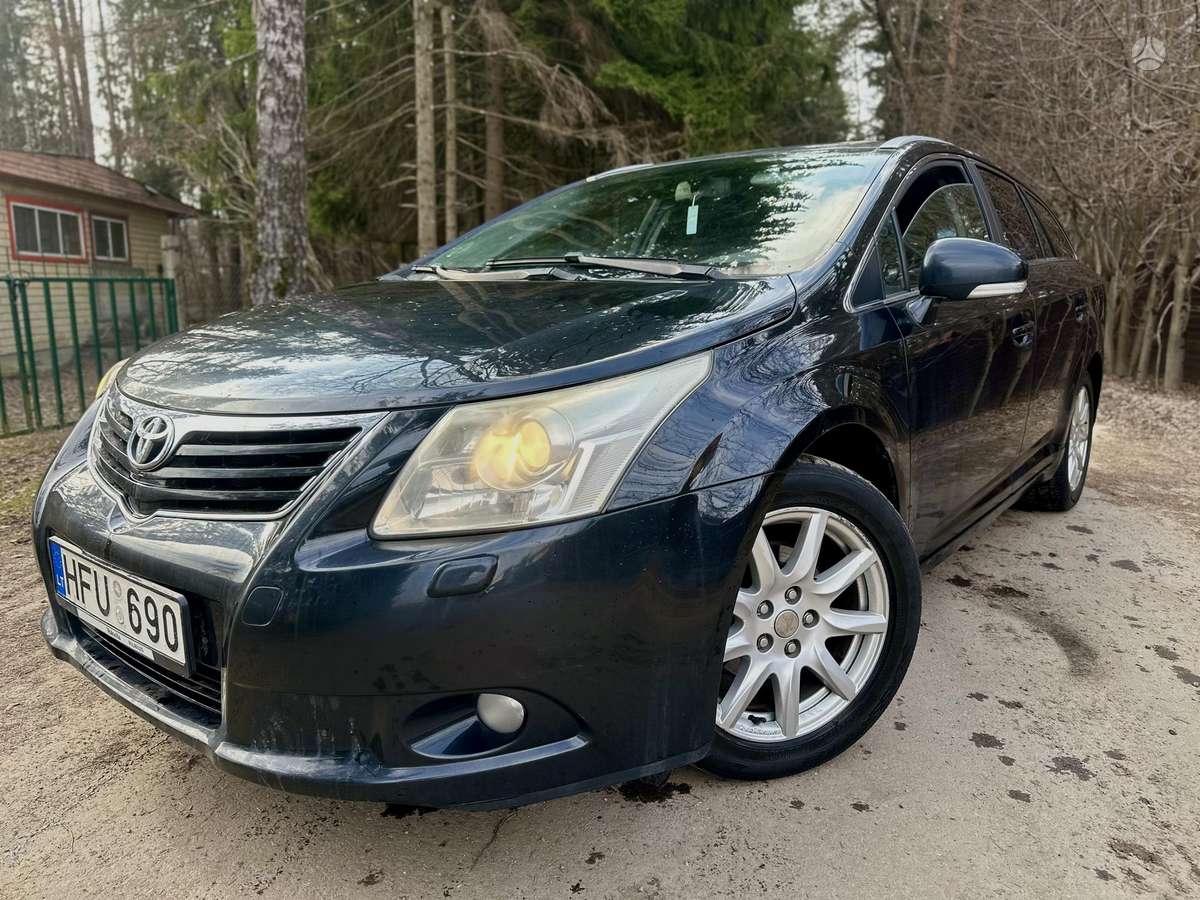 Toyota Avensis - 4