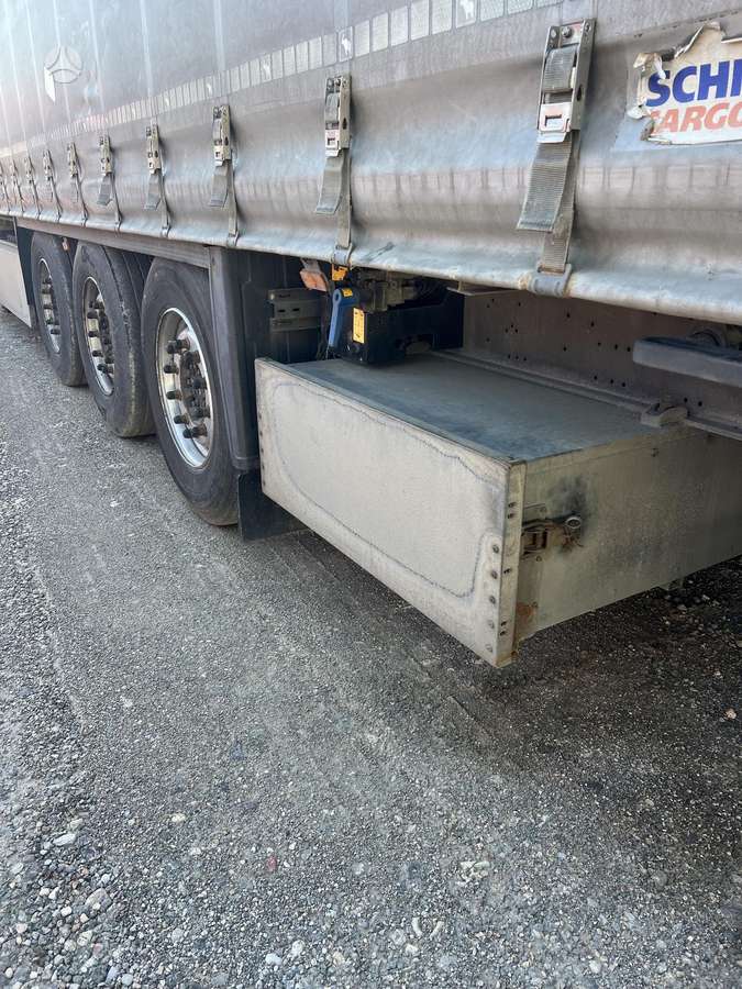 Schmitz, curtainsider with dropside