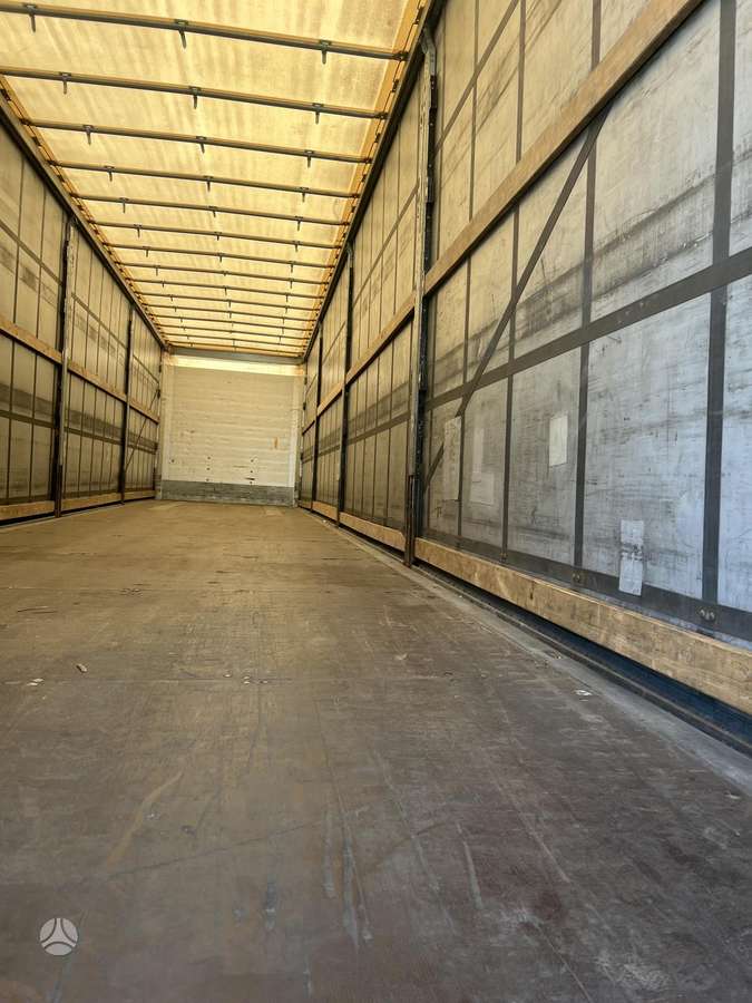 Schmitz, curtainsider with dropside