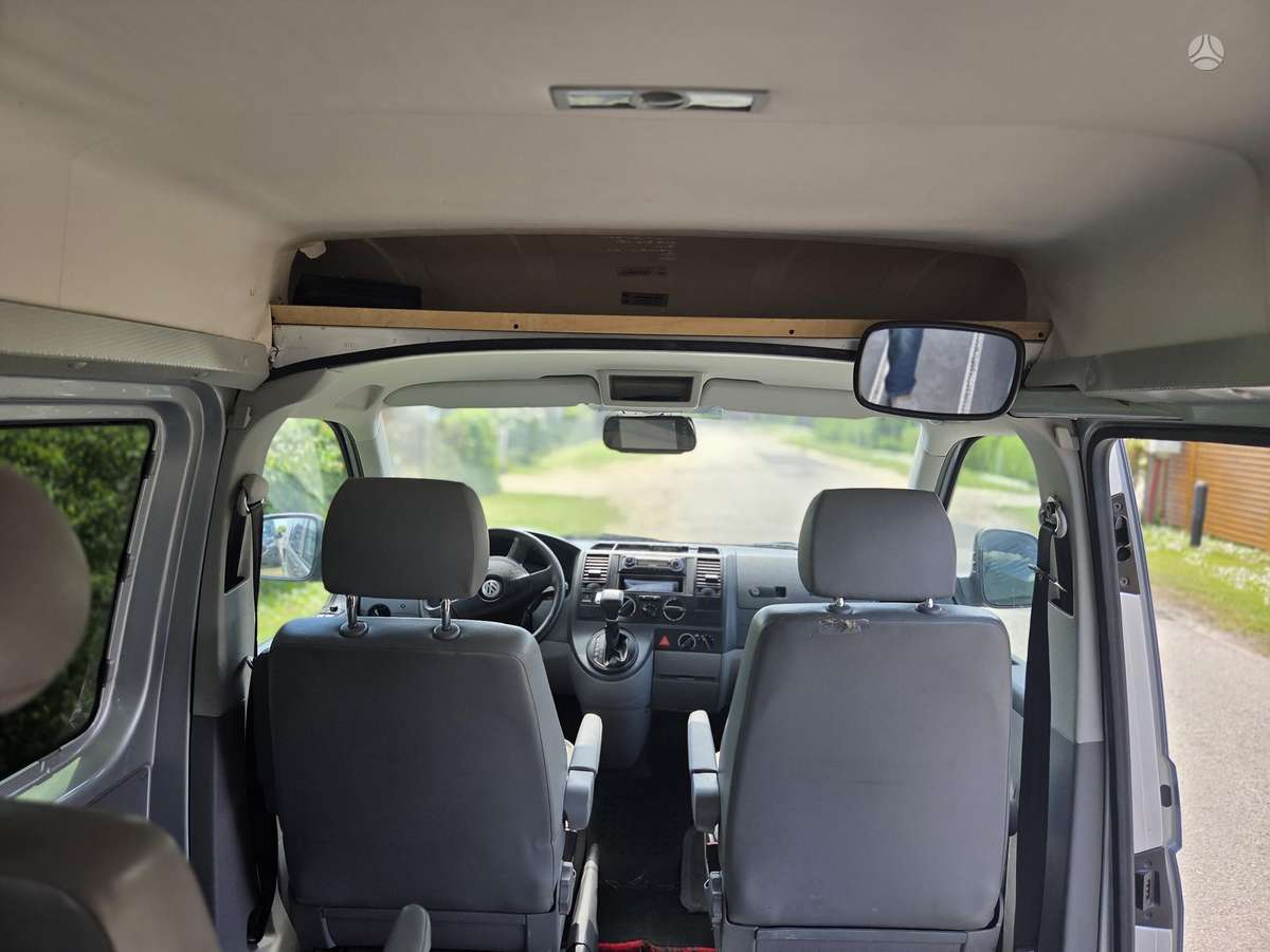 Volkswagen Transporter - 11