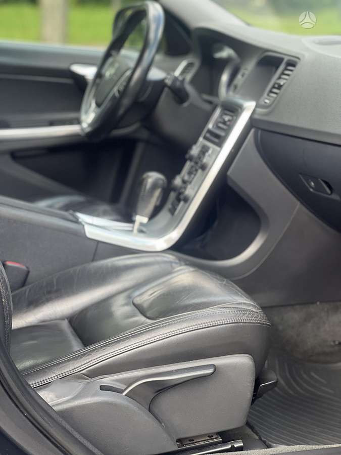 Volvo V60, 2.0 l., wagon