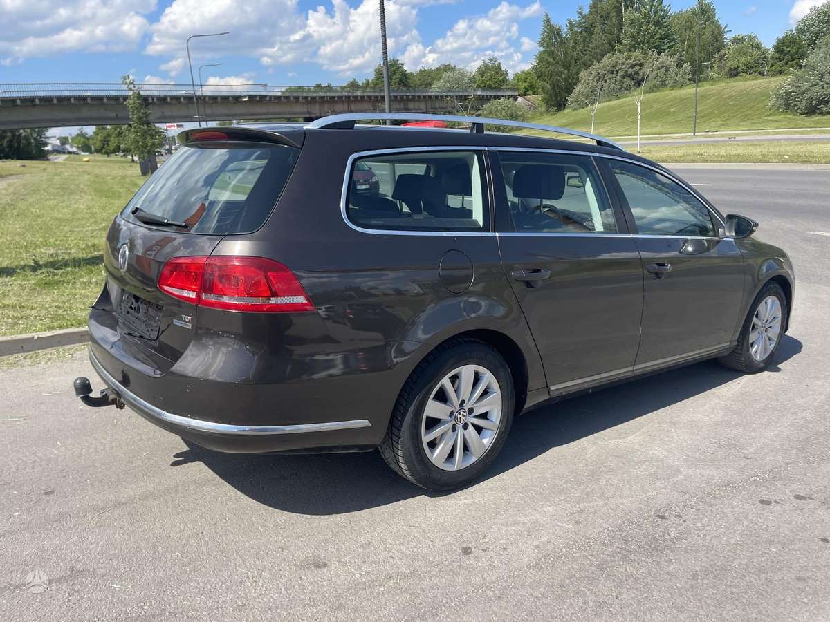 Volkswagen Passat, 1.6 l., Универсал