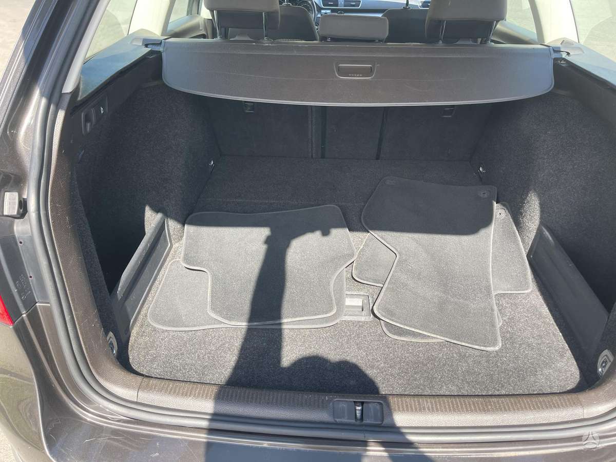 Volkswagen Passat, 1.6 l., Универсал