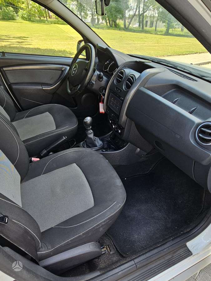 Dacia Duster, 1.5 l., off-road / crossover
