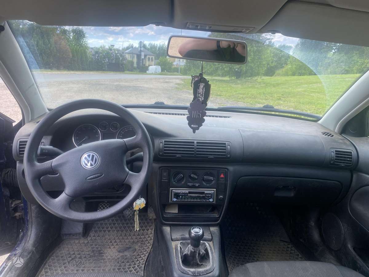 Volkswagen Passat, 1.8 l., Седан