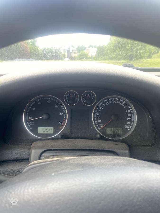 Volkswagen Passat, 1.8 l., Седан